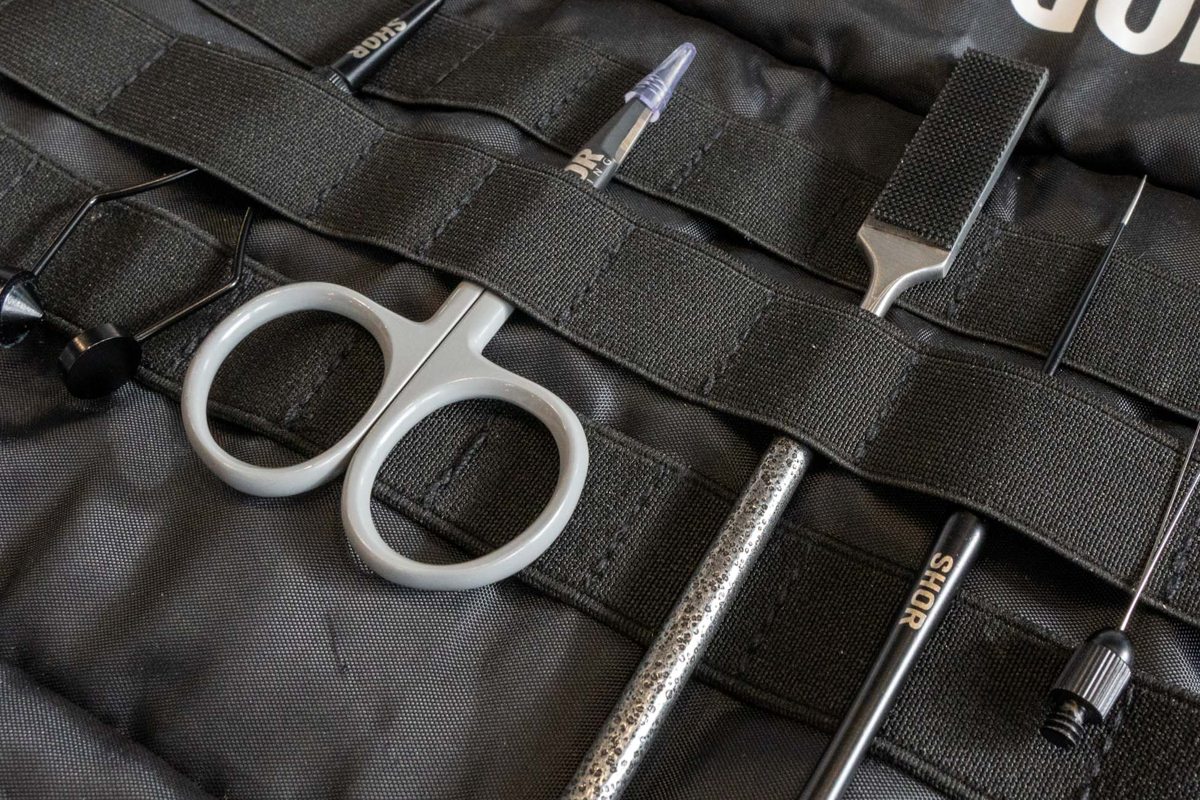 Outils de montage SHOR dans leur trousse