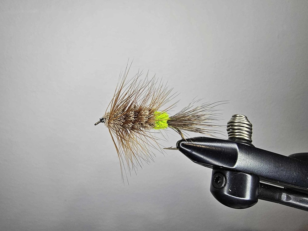Carter Bug Greent Butt - SINGLE HOOK