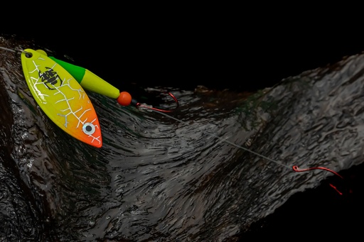 Willow leaf harness with floater